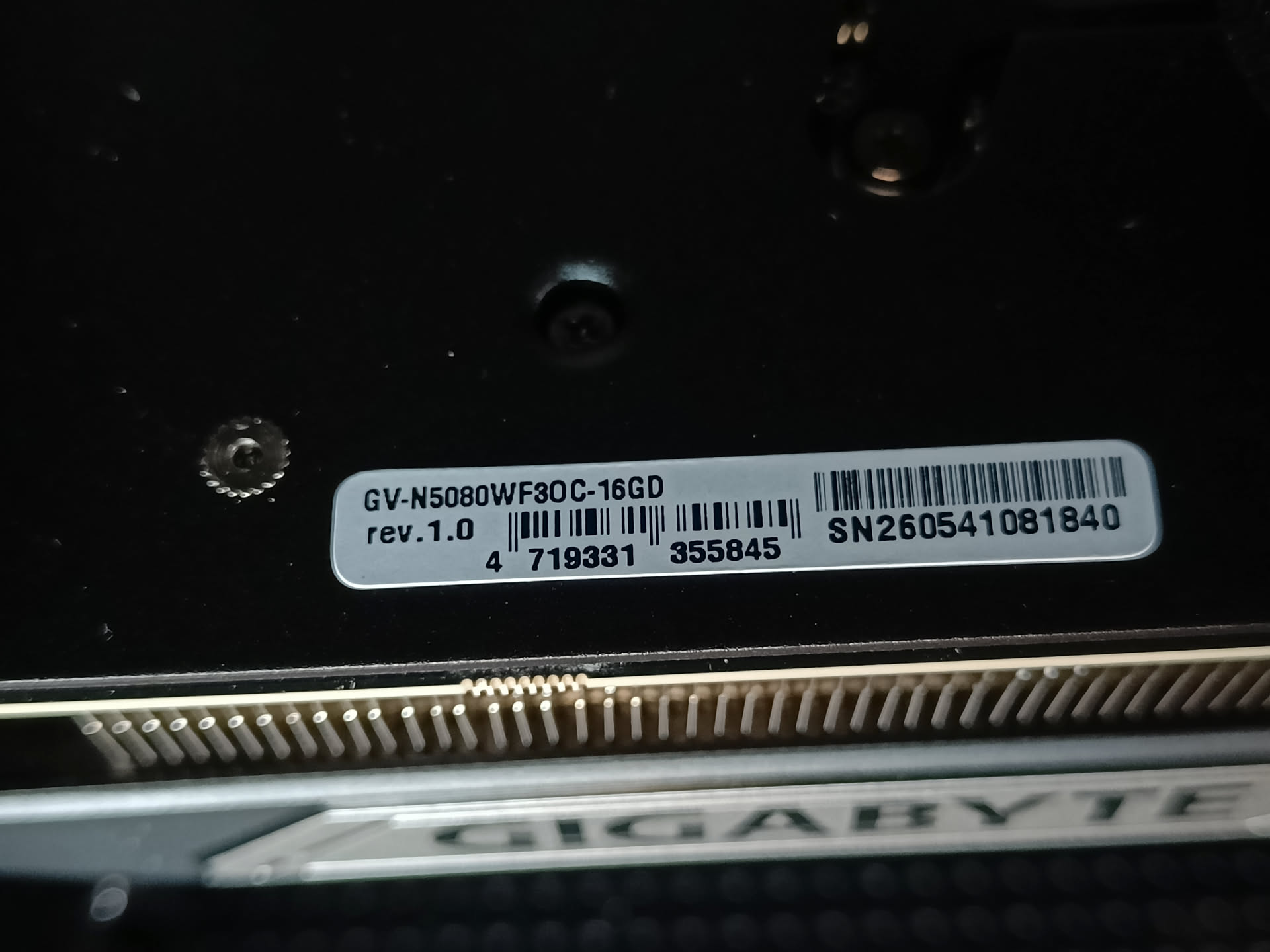 Наклейка видеокарты GeForce RTX 5080 Windforce OC в сборке AORUS PRIME 5